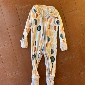 Little sleepies zippie Luna Neutral 3-6mo